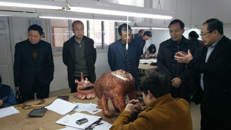 必赢bwin线路检测中心前往莆田市万物宝艺术品有限公司洽谈校企合作