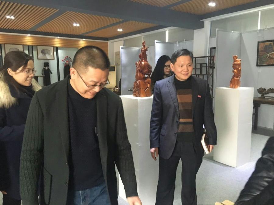 泉州工艺美术职业学院一行来必赢bwin线路检测中心参观考察