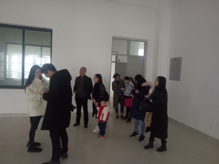 必赢bwin线路检测中心组织老师对新校区功能区布置及装修再论证