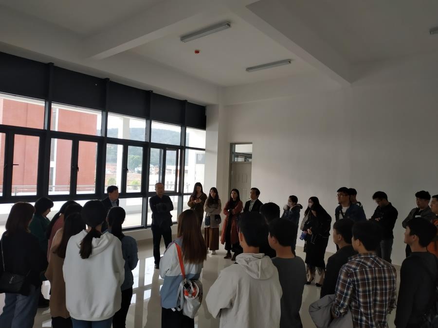 必赢bwin线路检测中心组织全体老师对新校区二次装修方案设计进行论证   助力学院新校区建设
