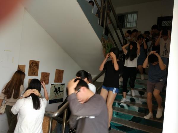 2017年必赢bwin线路检测中心防灾减灾应急疏散演练