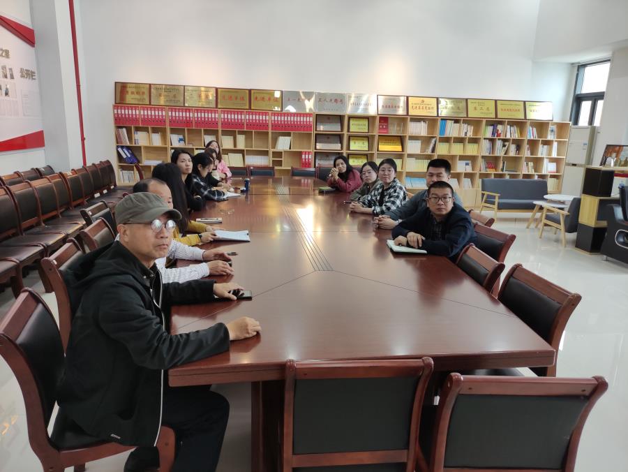 必赢bwin线路检测中心教工党支部组织观看《榜样5》