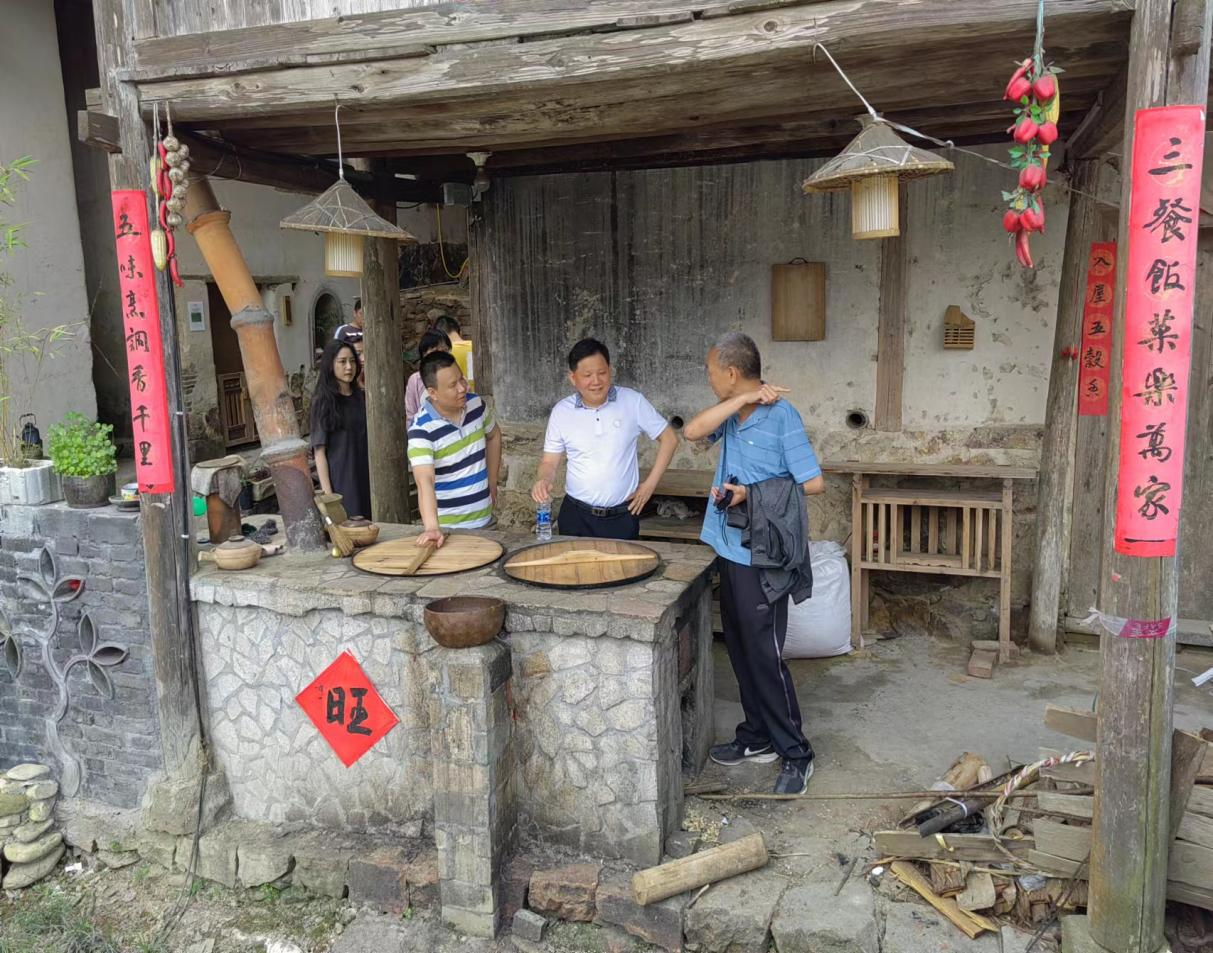 访企拓岗-必赢bwin线路检测中心赴游洋镇天马村开展服务乡村振兴调研活动
