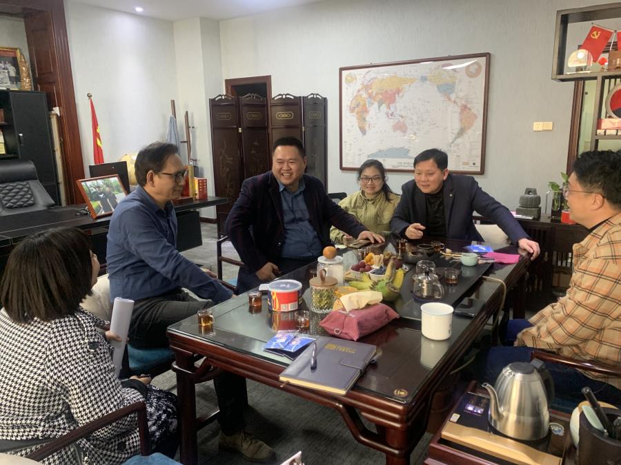 必赢bwin线路检测中心与黄金码头洽谈教育合作事宜