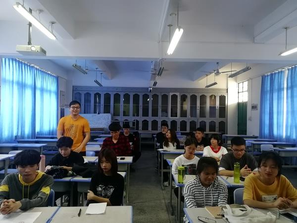 必赢bwin线路检测中心学生党支部2019年第一期入党积极分子学习教育会议