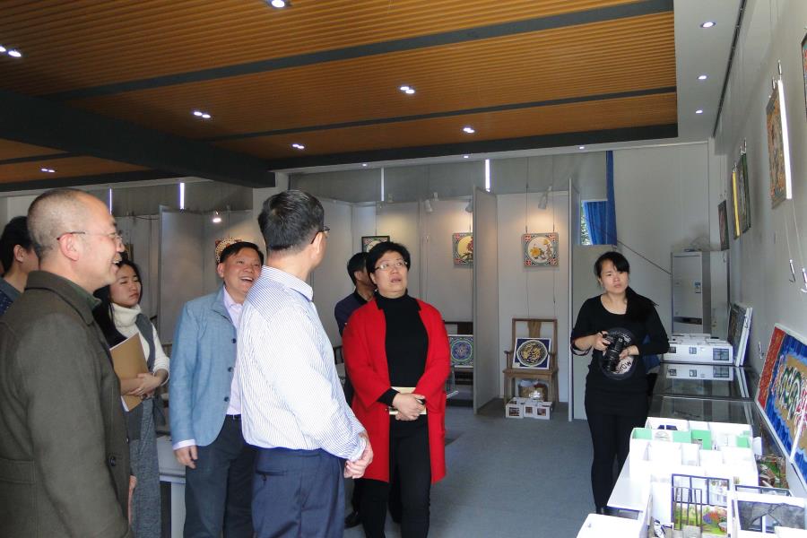 学院领导走访必赢bwin线路检测中心